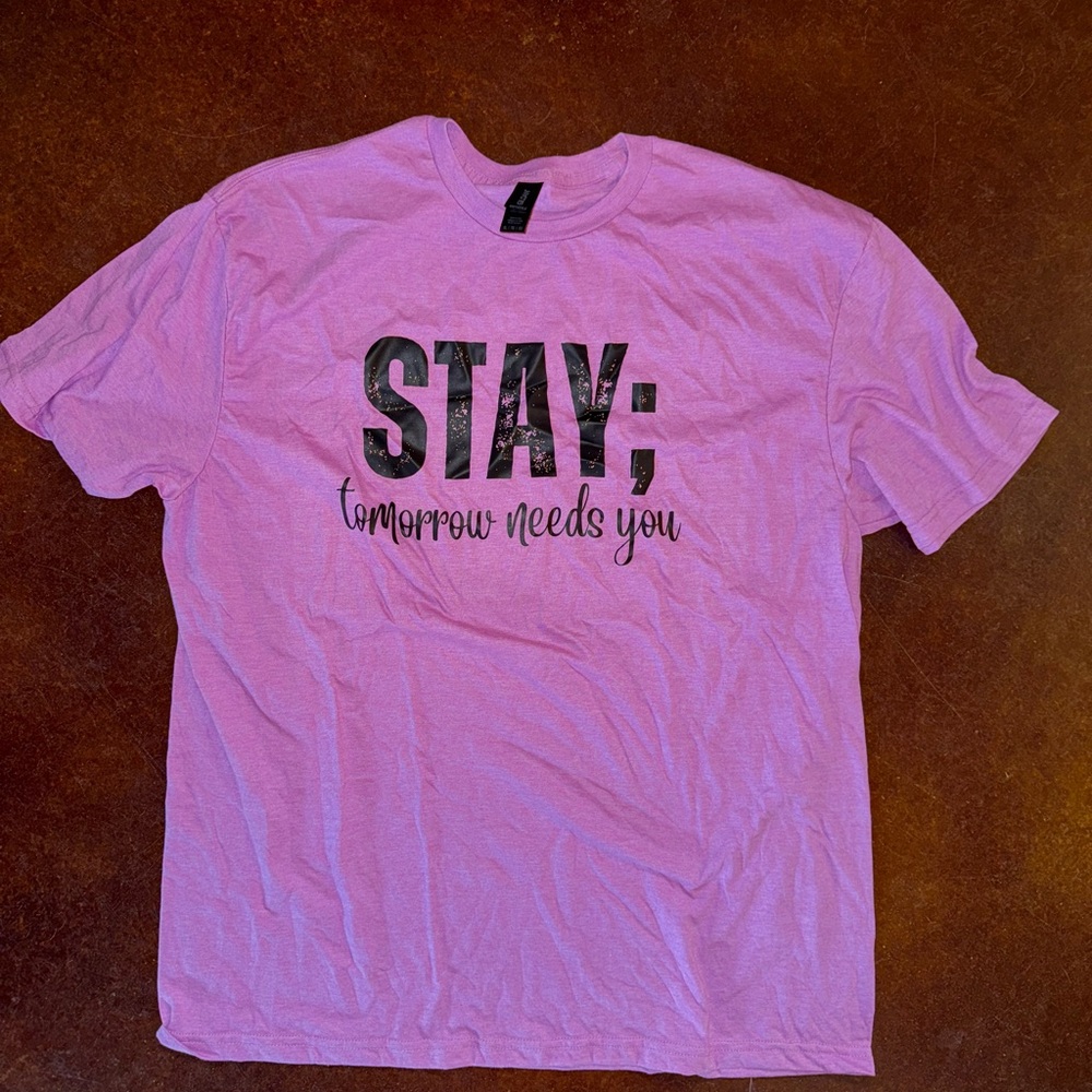 Gildan Lavender Graphic Tee